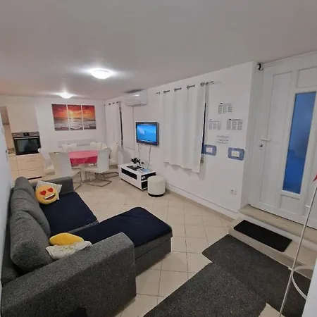 Semesterbostad Beautiful House Lanna Izola